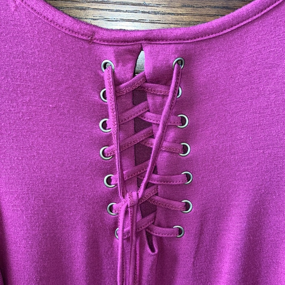 Cold Shoulder Top - Picture 5 of 6